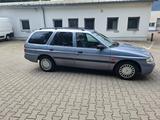 Ford Escort 1,6 Benzin,Mit Klima - Ford Escort: 1.6