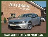 Volkswagen Passat Lim. GTE DSG/Navi/Kamera/Massage/LED/ACC - VW Passat Gebrauchtwagen in Hamburg