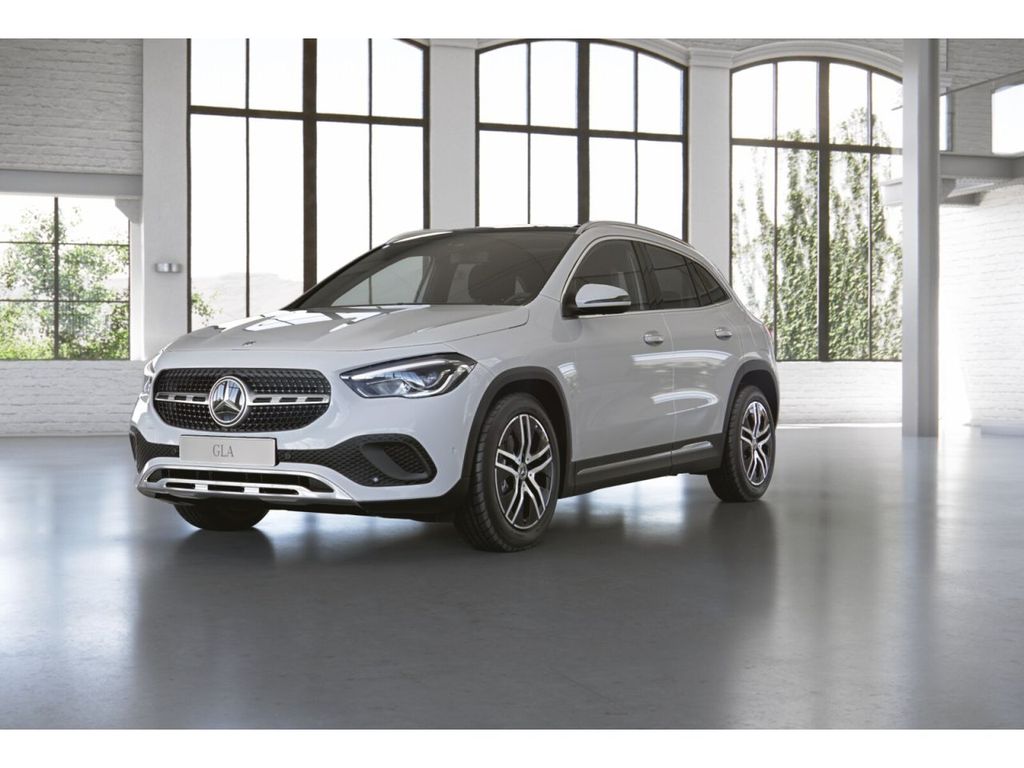 Mercedes-Benz GLA 200