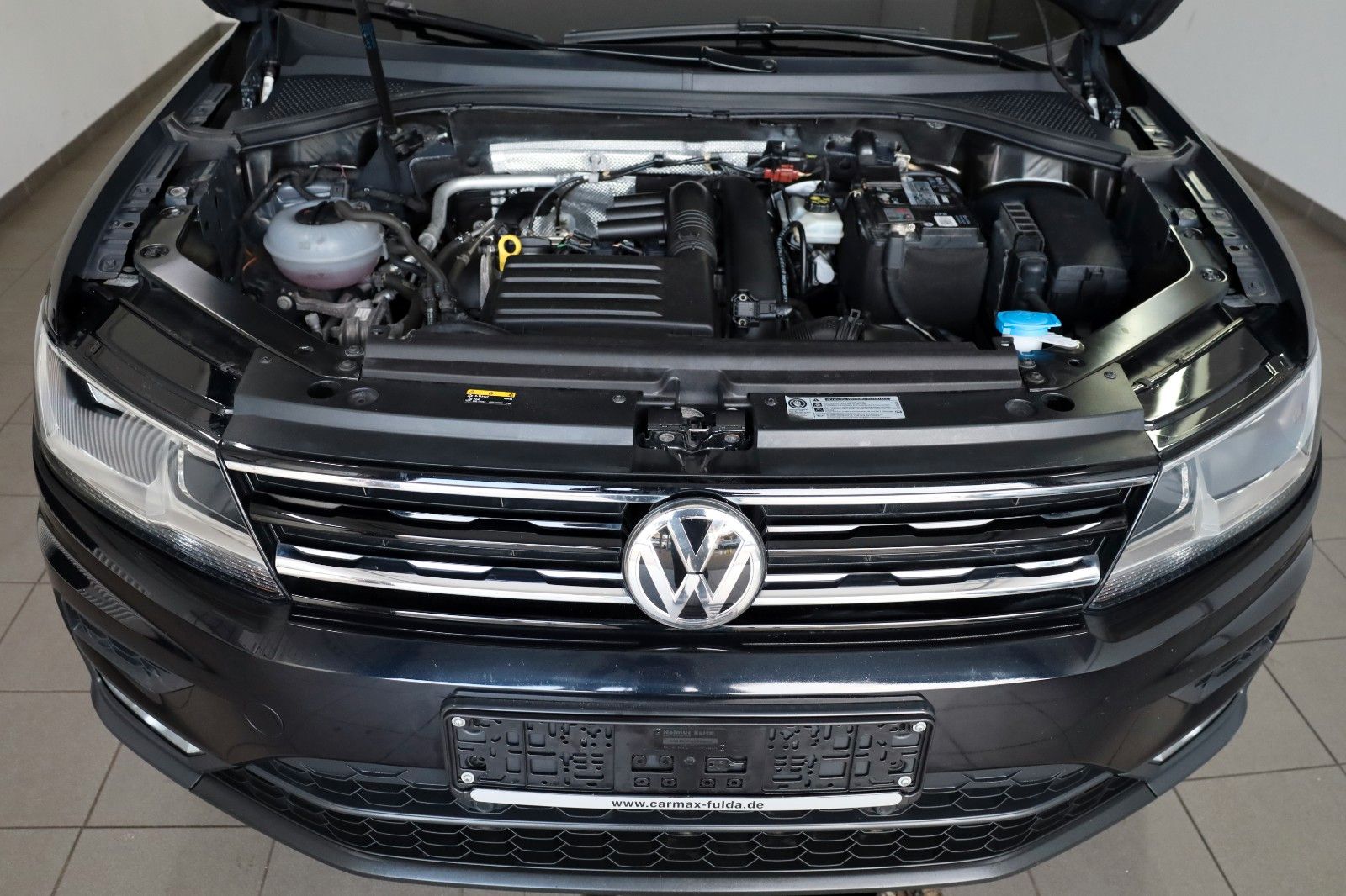 Fahrzeugabbildung Volkswagen Tiguan Comfortline BMT Navi,PDC,LM 19"+WR