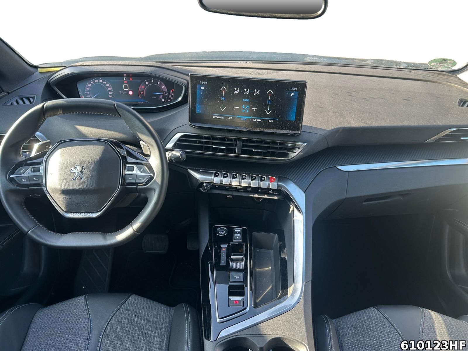 Fahrzeugabbildung Peugeot 3008 Allure Pack PureTech 130 EAT8