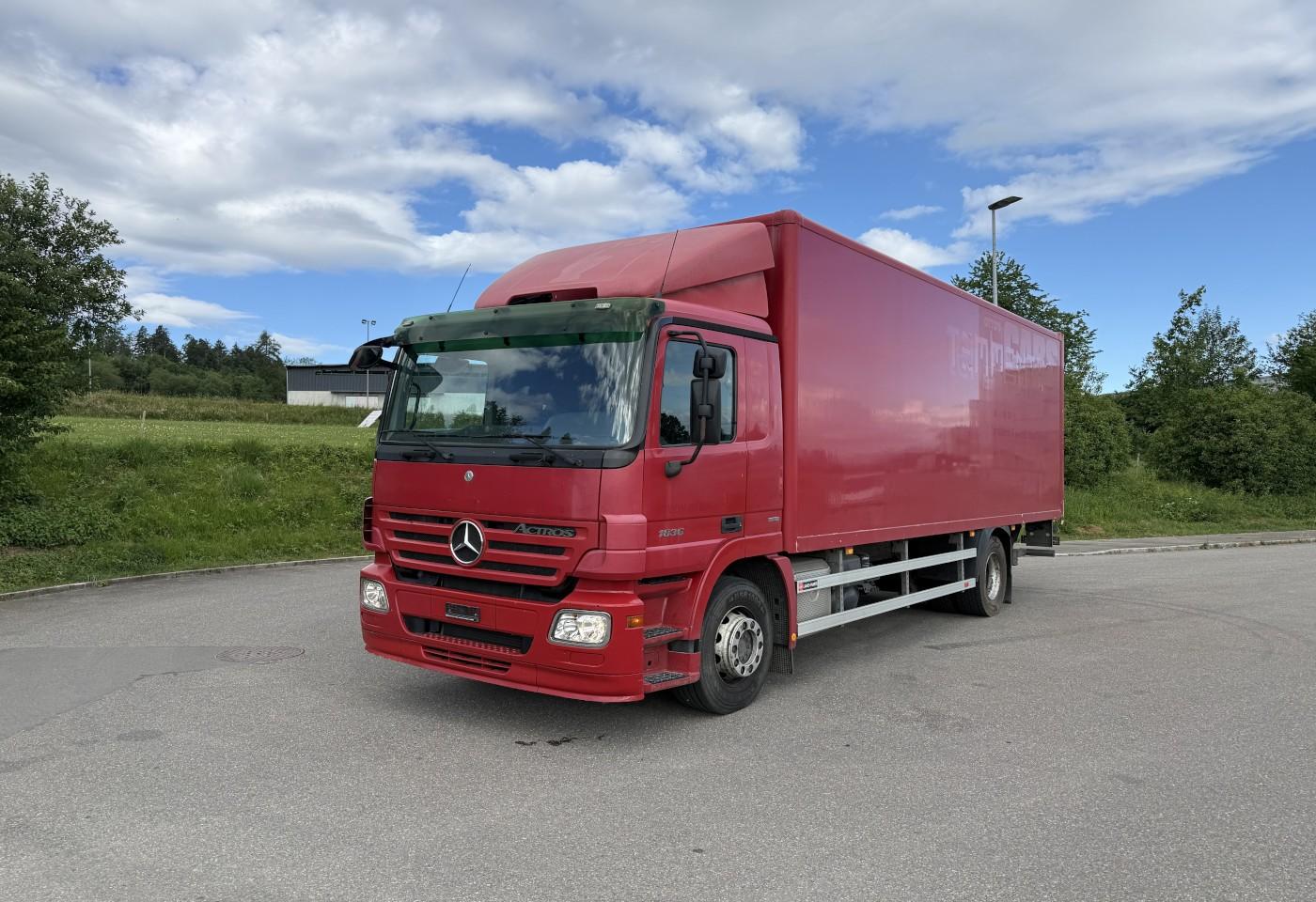 Mercedes-Benz Actros 1836 4x2 Koffer/HB / Swiss-Vehicle