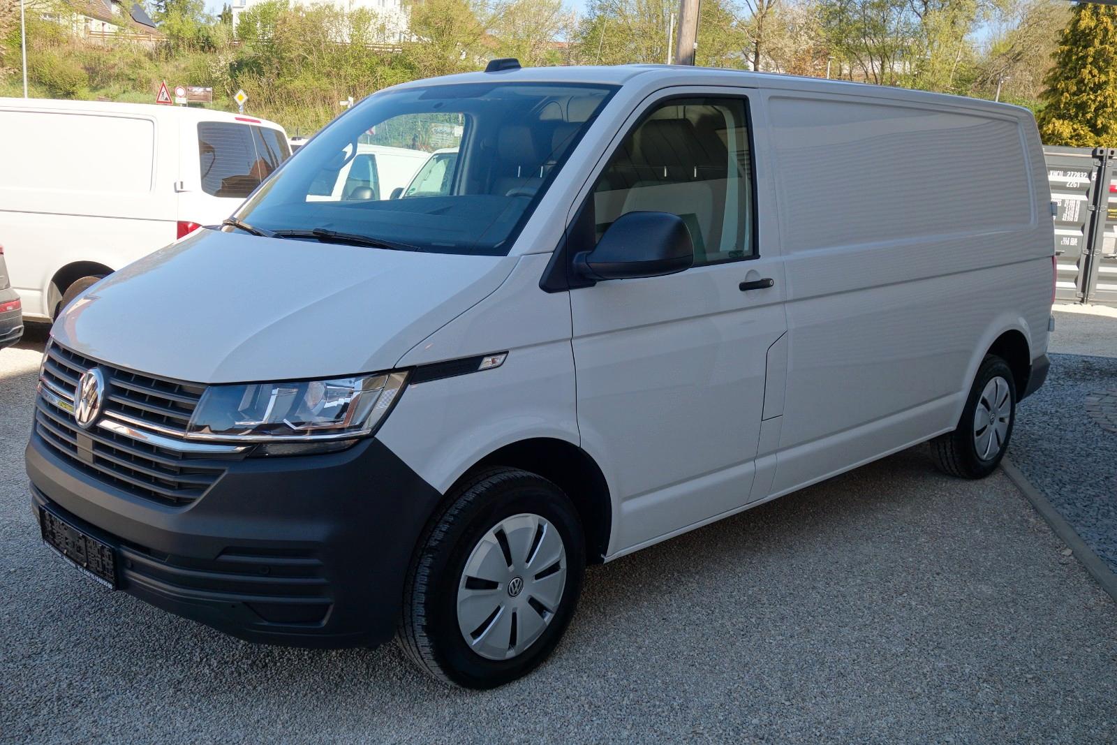 Volkswagen T6.1 Transporter lang"Apple CarPlay"Kamera"AHK"