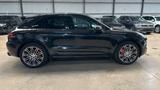 Porsche Macan Turbo mit Performance Paket - Porsche Macan: Turbo
