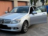 Mercedes-Benz C 180 KOMPRESSOR BlueEFFICIENCY - - Mercedes-Benz C 180: Blueefficiency Kompressor