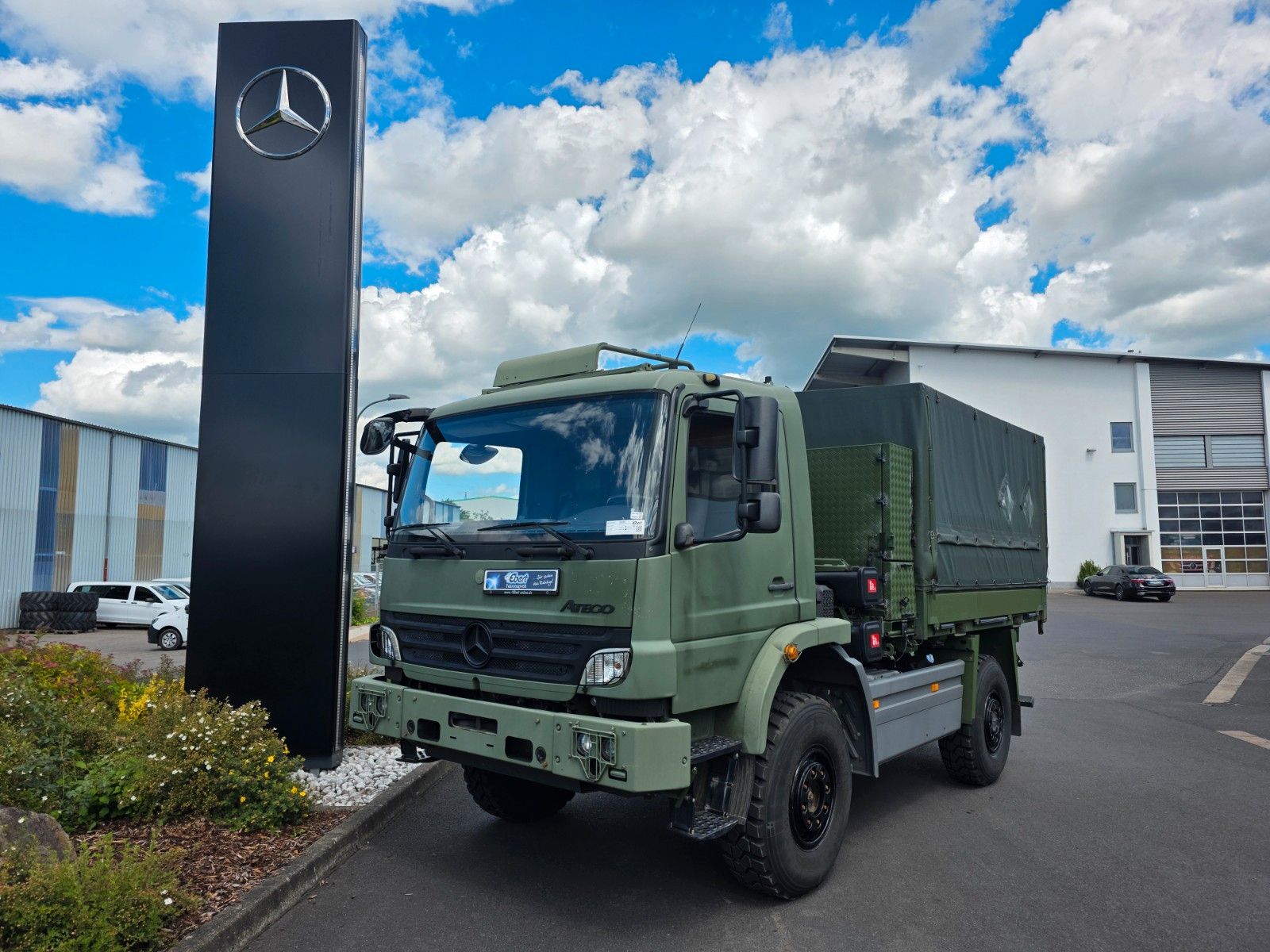 Fahrzeugabbildung Mercedes-Benz Atego 1018 A 4x4 Pritsche Plane mehrfach vorh.