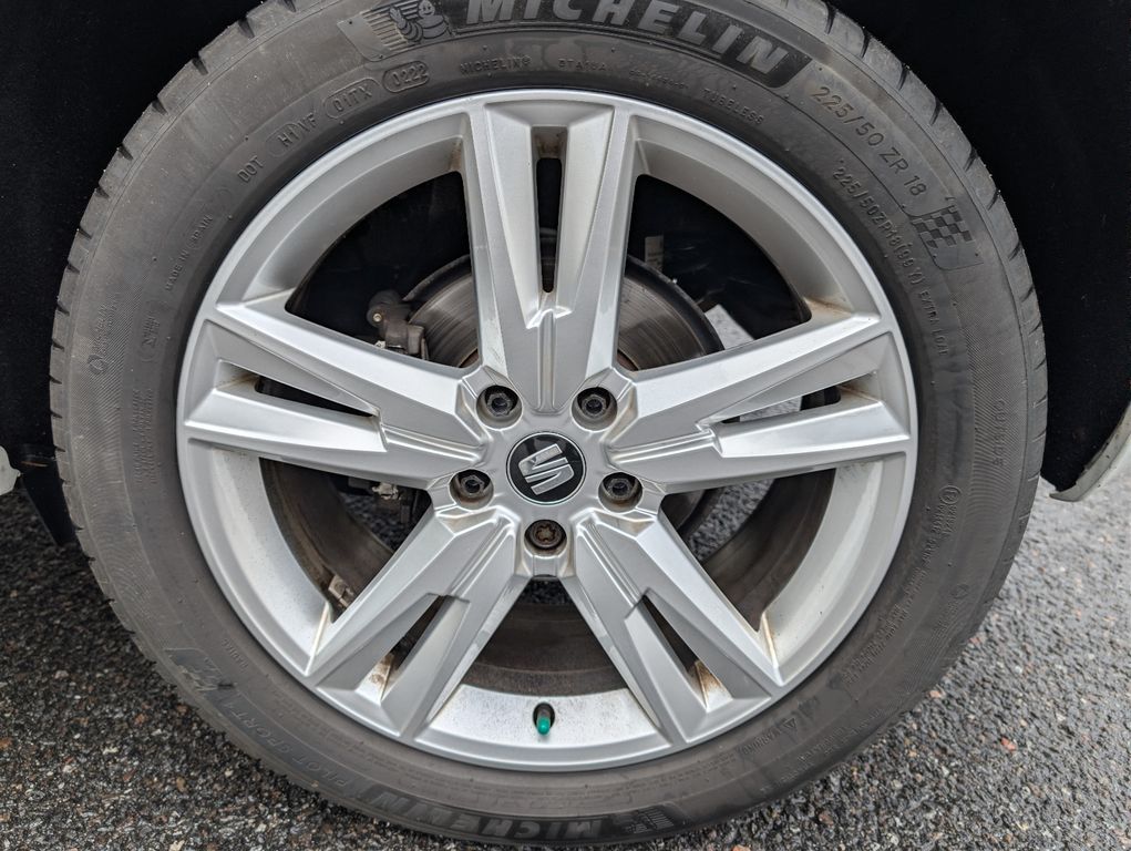 SEAT Ateca FR 4Drive 2,0TSI 190PS DSG LED Pano 1.Hand SEAT Ateca FR 4Drive 2,0TSI 190PS DSG LED Pano 1.Hand