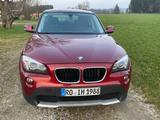 BMW X1 sDrive18d -Navi Panoramadach Schiebedach Xeno - BMW X1: Rot