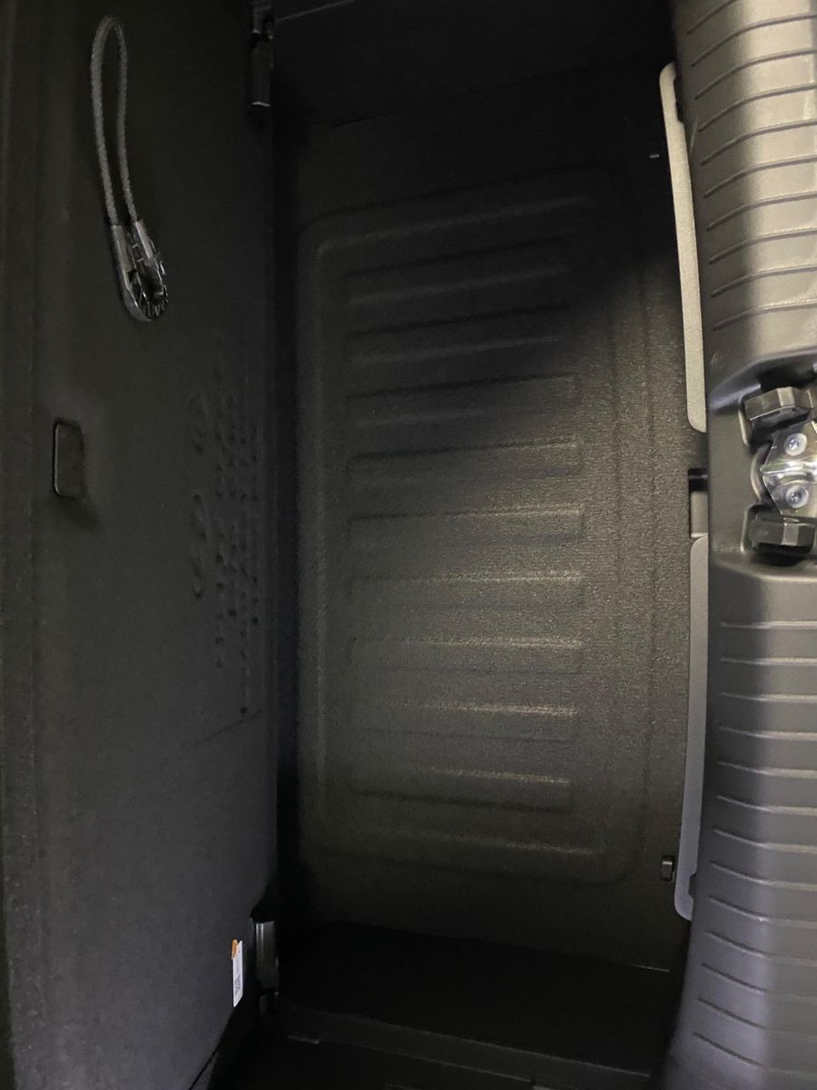 Fahrzeugabbildung Hyundai INSTER Elektro 85 kW APP+KLIMA+ACC+KAMERA+17"Alu
