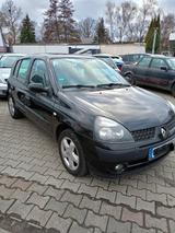 Renault Clio Extreme 2 1.2 16V Extreme - Renault Clio aus 2003: 1.2