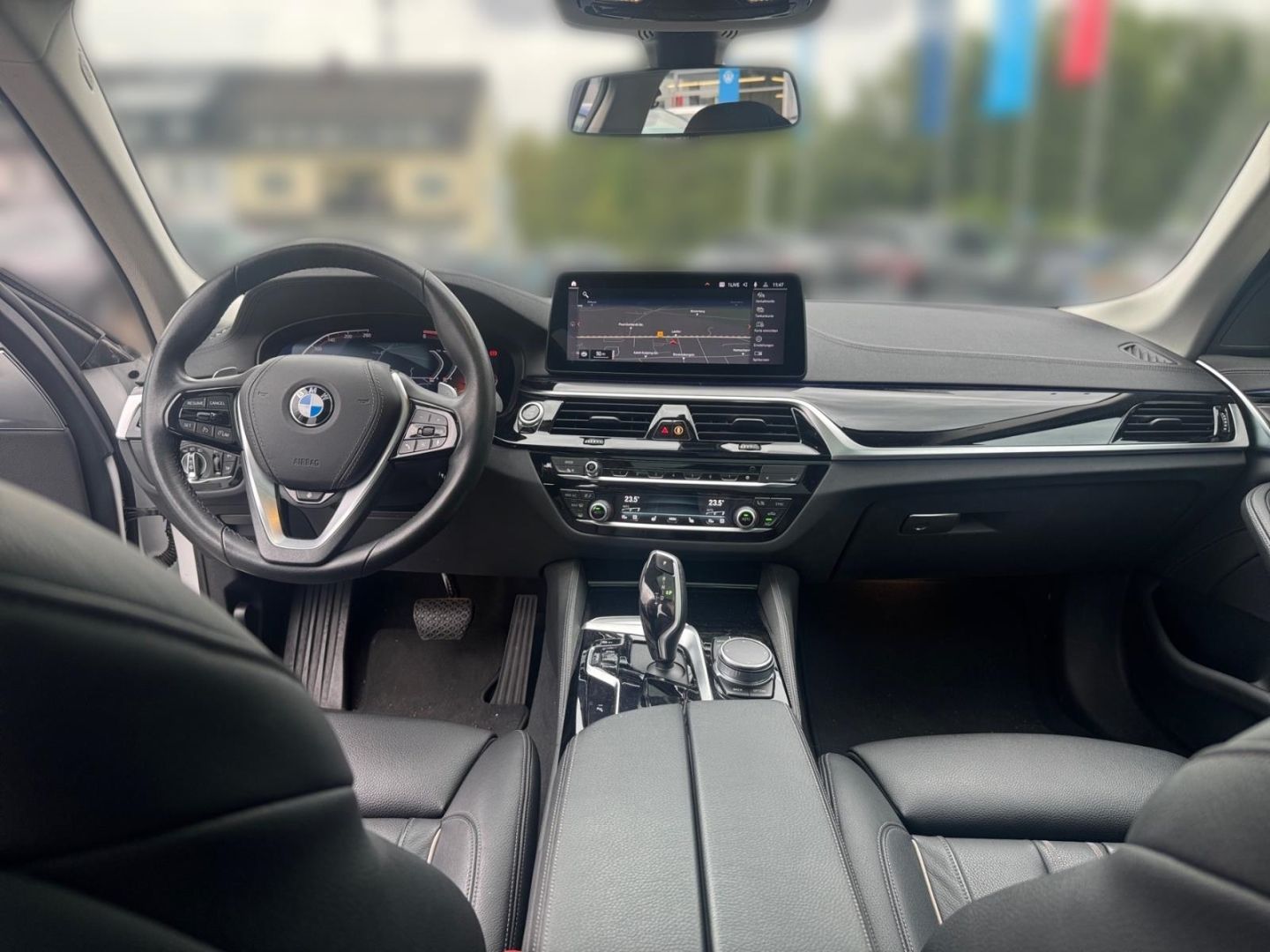 BMW 530 d xDrive Luxury Line Touring Panorama Park-A foto 19
