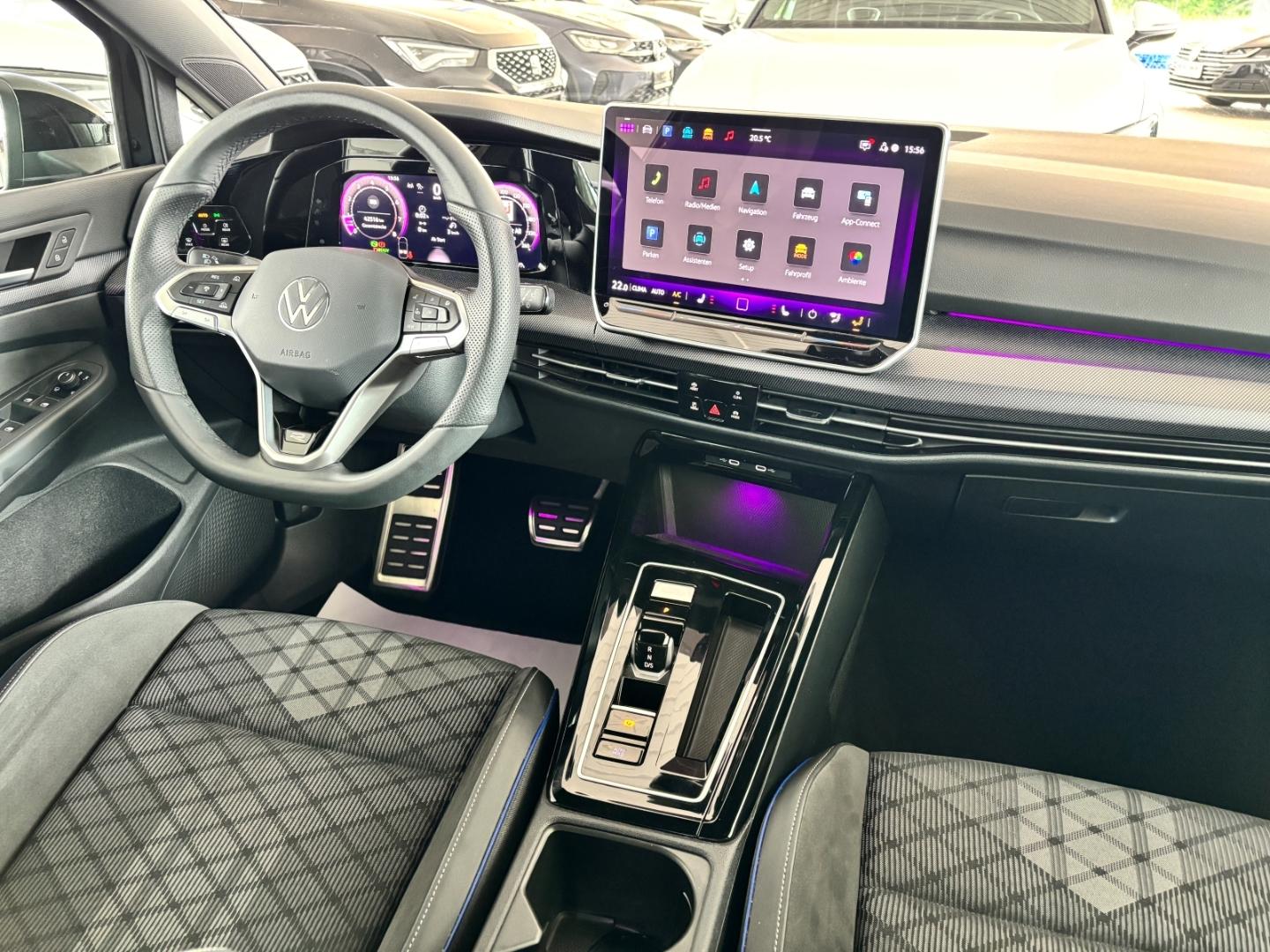 Volkswagen Golf VIII Variant 1.5 eTSI DSG R-Line ACC RFK LE, миниатюра 9