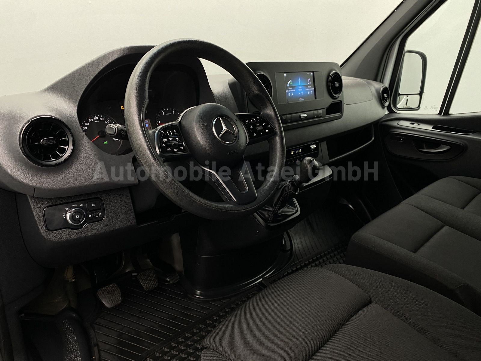Fahrzeugabbildung Mercedes-Benz Sprinter 311 Plus Paket AHK+ KAMERA+ MBUX 8869