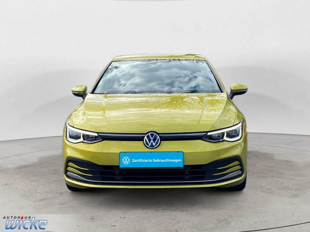 Volkswagen Golf VIII 1.5TSI Style NAVI KLIMA AHK HEAD UP