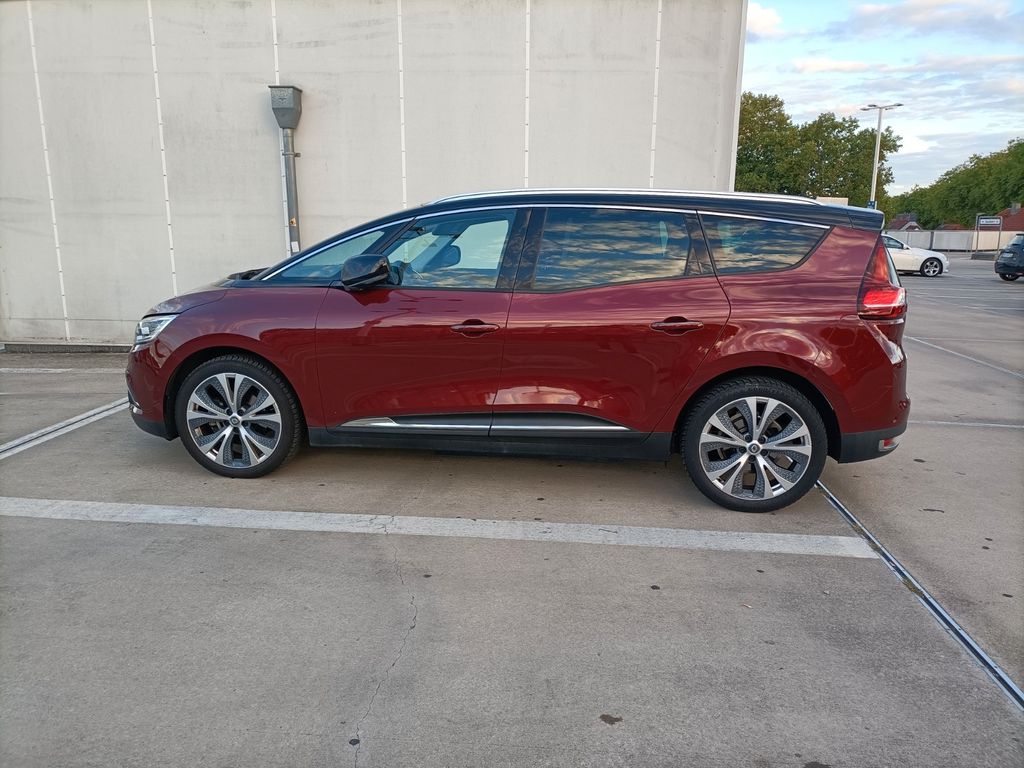 Image of Renault Grand Scenic