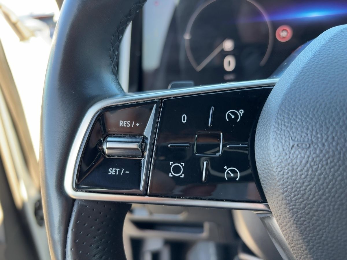 Fahrzeugabbildung Renault Austral Equilibre 140 Automatik SHZ EPH