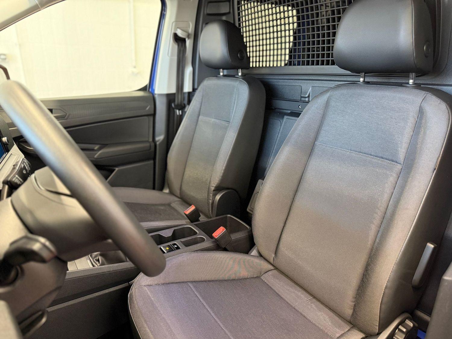 Volkswagen Caddy Maxi PDC DAB Tempomat 1.Hand