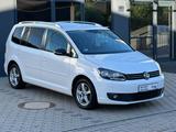 Volkswagen Touran Match KLIMA PDC - Volkswagen Touran: Match