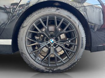 BMW 740 - 10