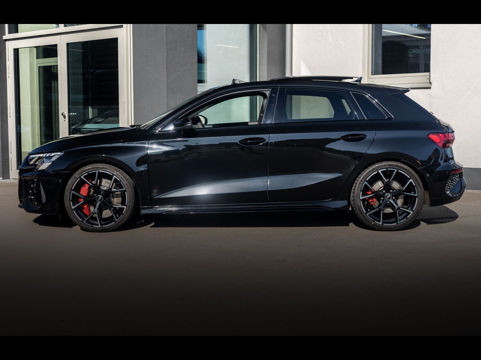 Audi RS3 SPORTBACK 2.5 TFSI QUATTRO S-TRONIC°280 KM/H imagem 2