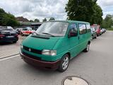 Volkswagen T4 2.4 D *Wohnmobil Zulassung* - Volkswagen T4 Caravelle: Grün