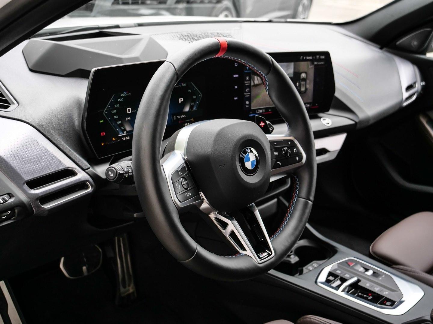 BMW M135i M-SPORT+SHZ+DA+PA+HIFI+LED+KZG
