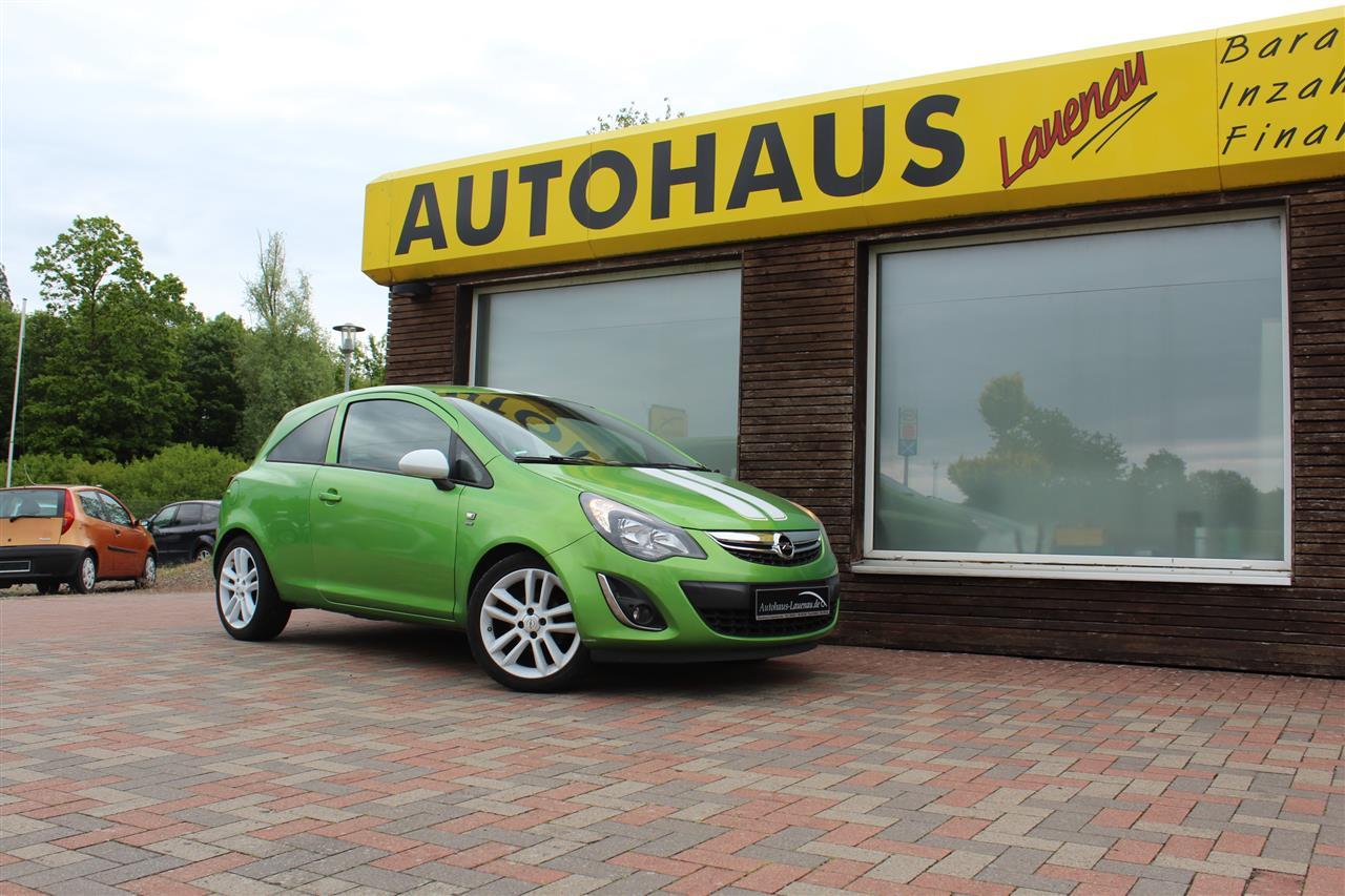 Opel Corsa Color and Strips Automatik, 1.Hand!