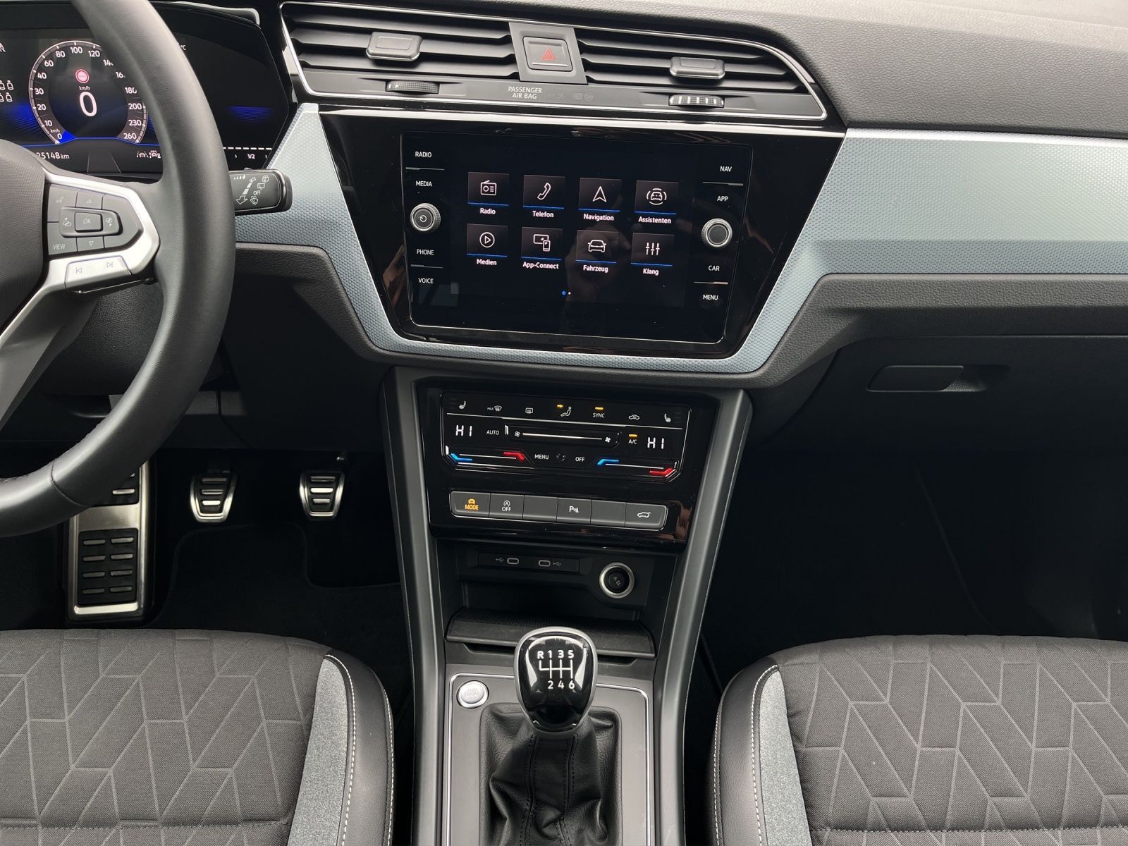 Volkswagen Touran - Bild 12
