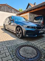 BMW 318d Touring Sport Line/AHK/19"Zoll/Kamera/Digit - gebrauchte BMW 318 aus dem Jahr 2020