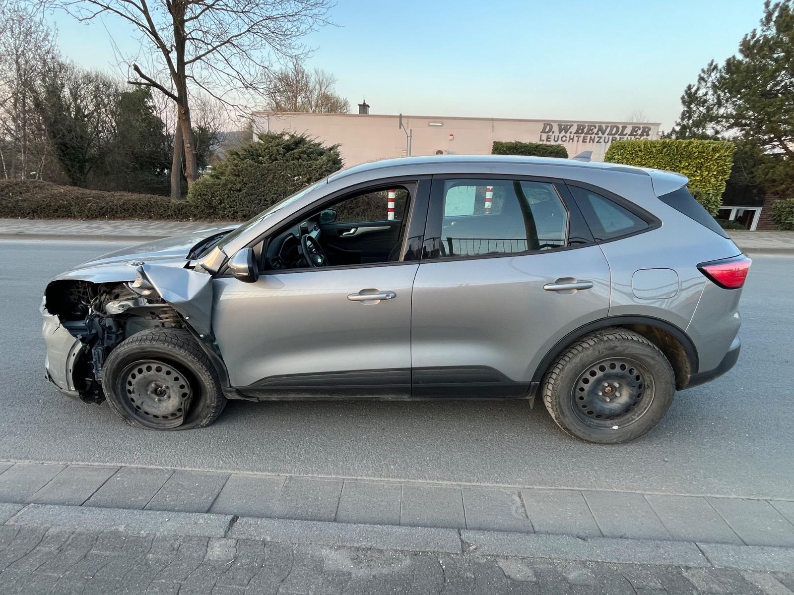 Ford Kuga 2.0 TDCI 4x4 Automatik Cool & Connect AHK
