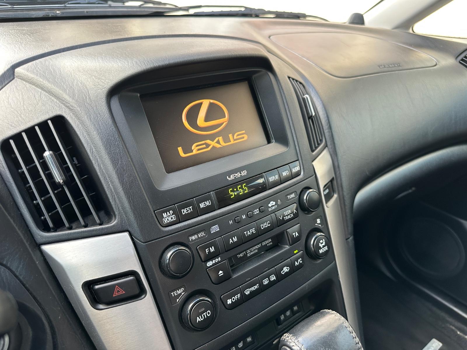 Lexus RX 300 3.0 201ch 4x4 - 2 ème main - Attelage - CT neuf - Toit ouvrant - Régulateur