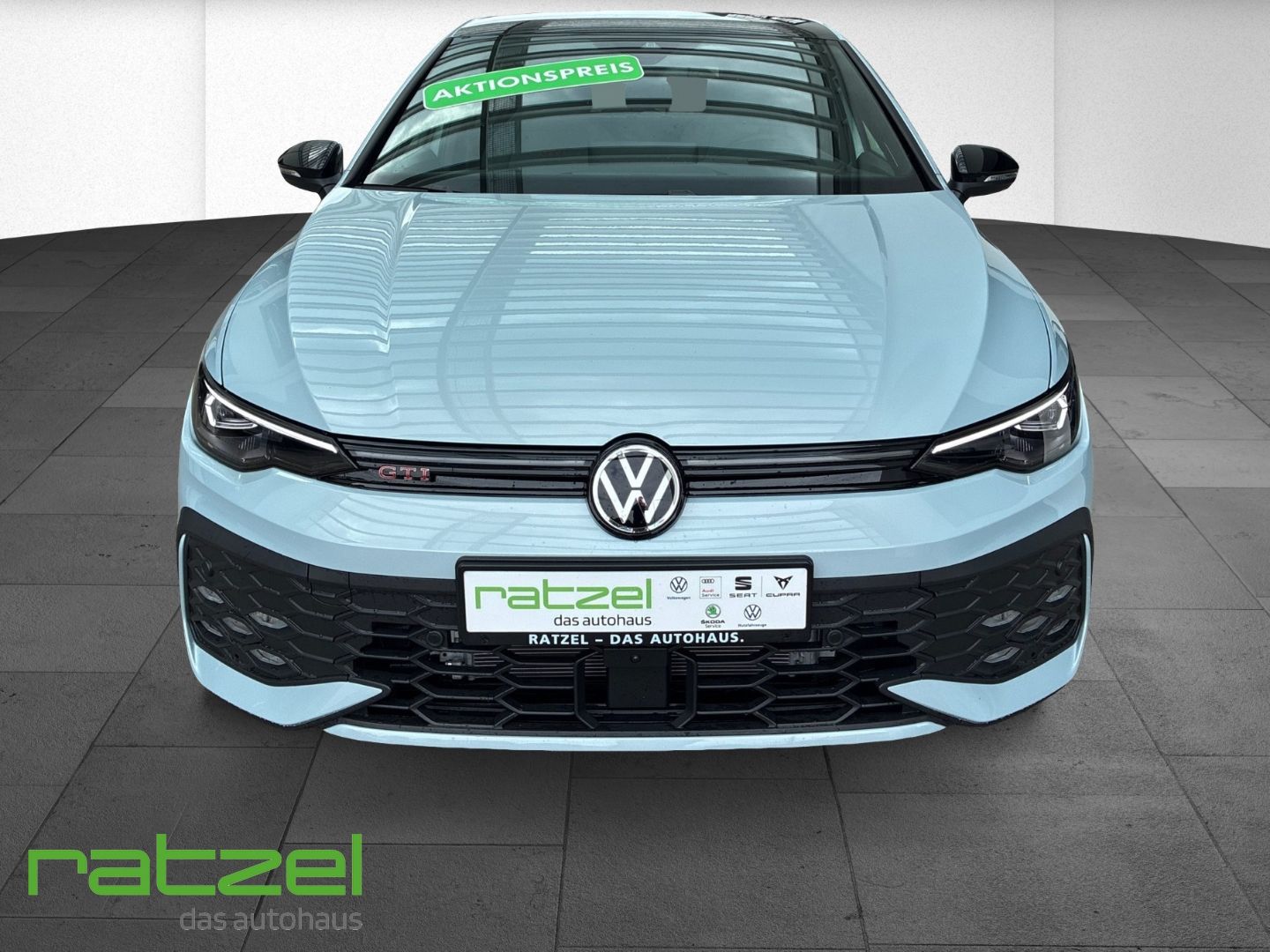 Fahrzeugabbildung Volkswagen Golf GTI 2.0 TSI DSG Leder+Harman+LED+ACC+PDC