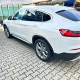 BMW X4 xDrive20d AT xLine xLine - silberne BMW X4