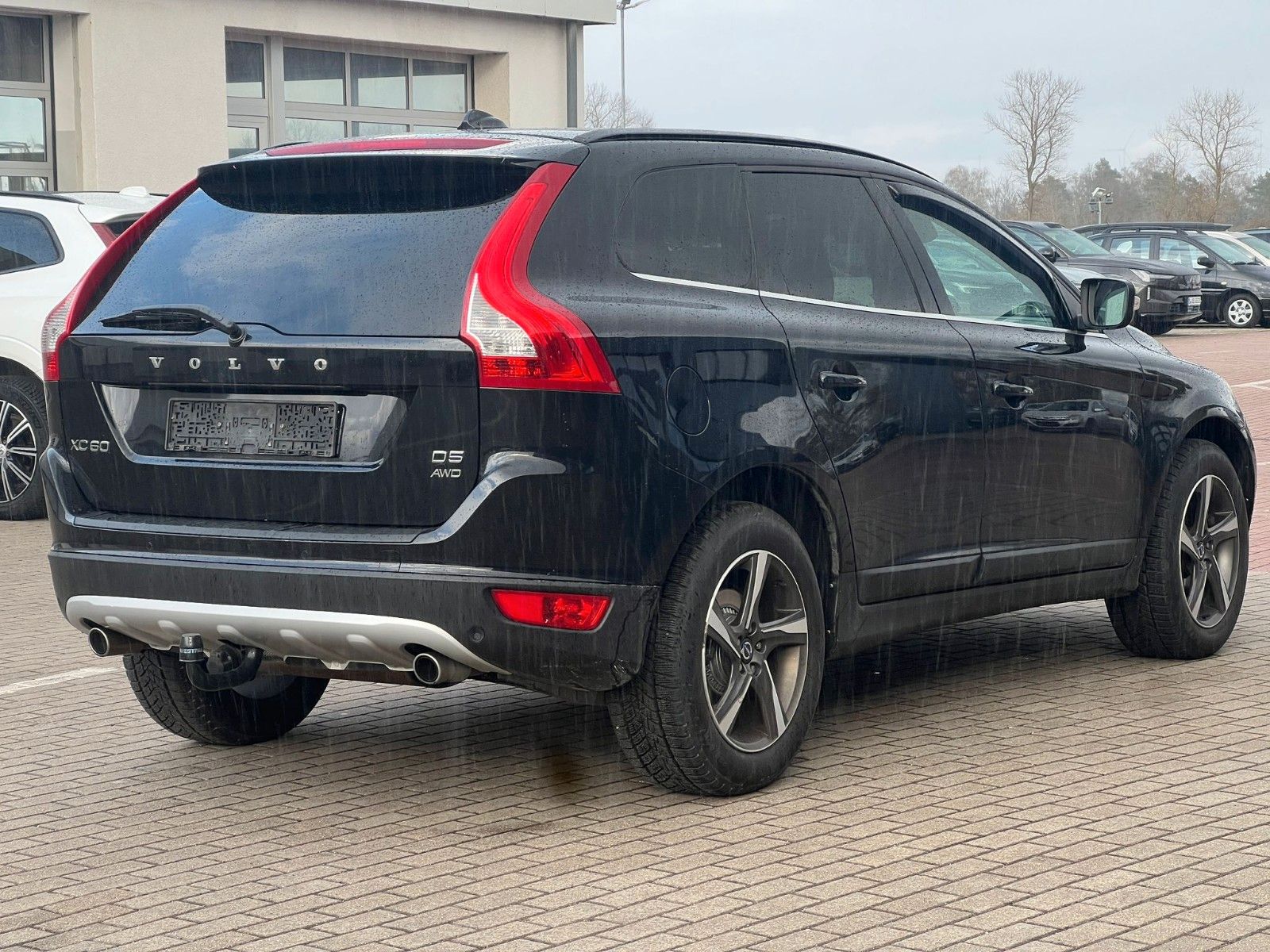 Fahrzeugabbildung Volvo XC60 Momentum AWD