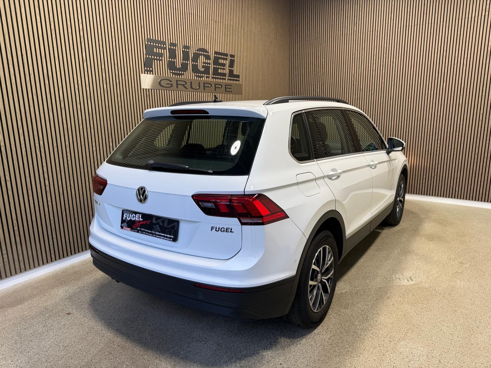 Volkswagen Tiguan 1.5 TSI Comfortline SHZ|AHK|RFK|Winter|PD foto 20