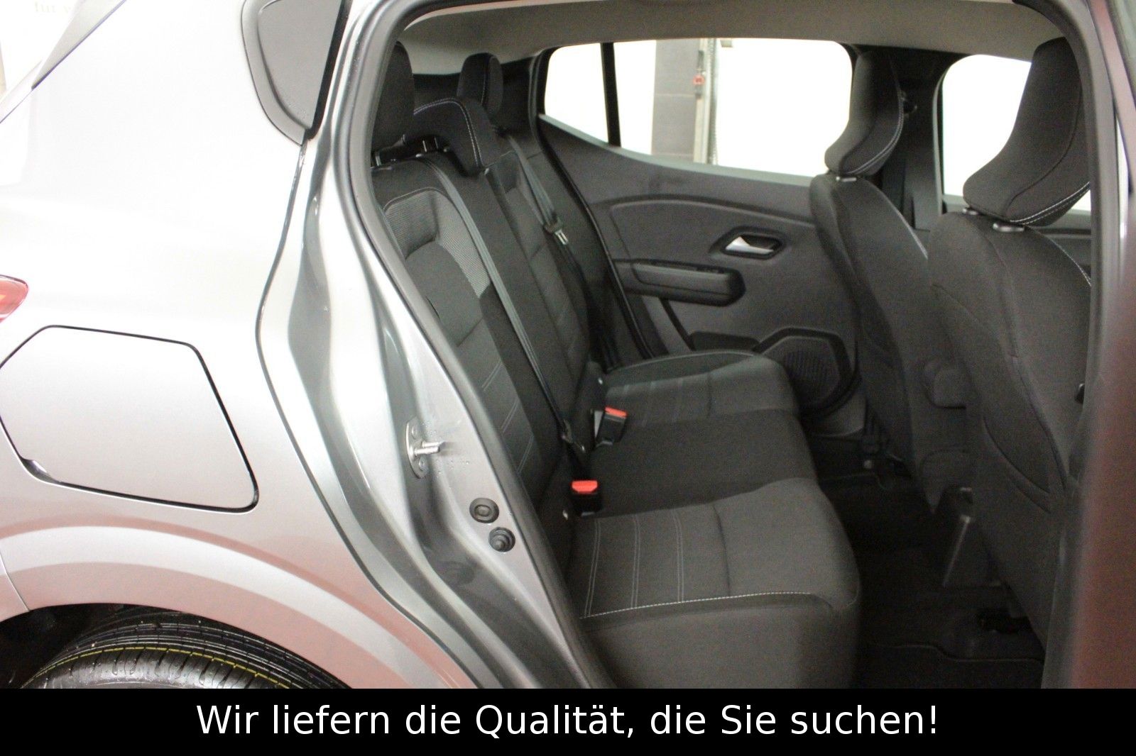 Fahrzeugabbildung Dacia Sandero TCe 100  ECO G Expression*Winterpaket*