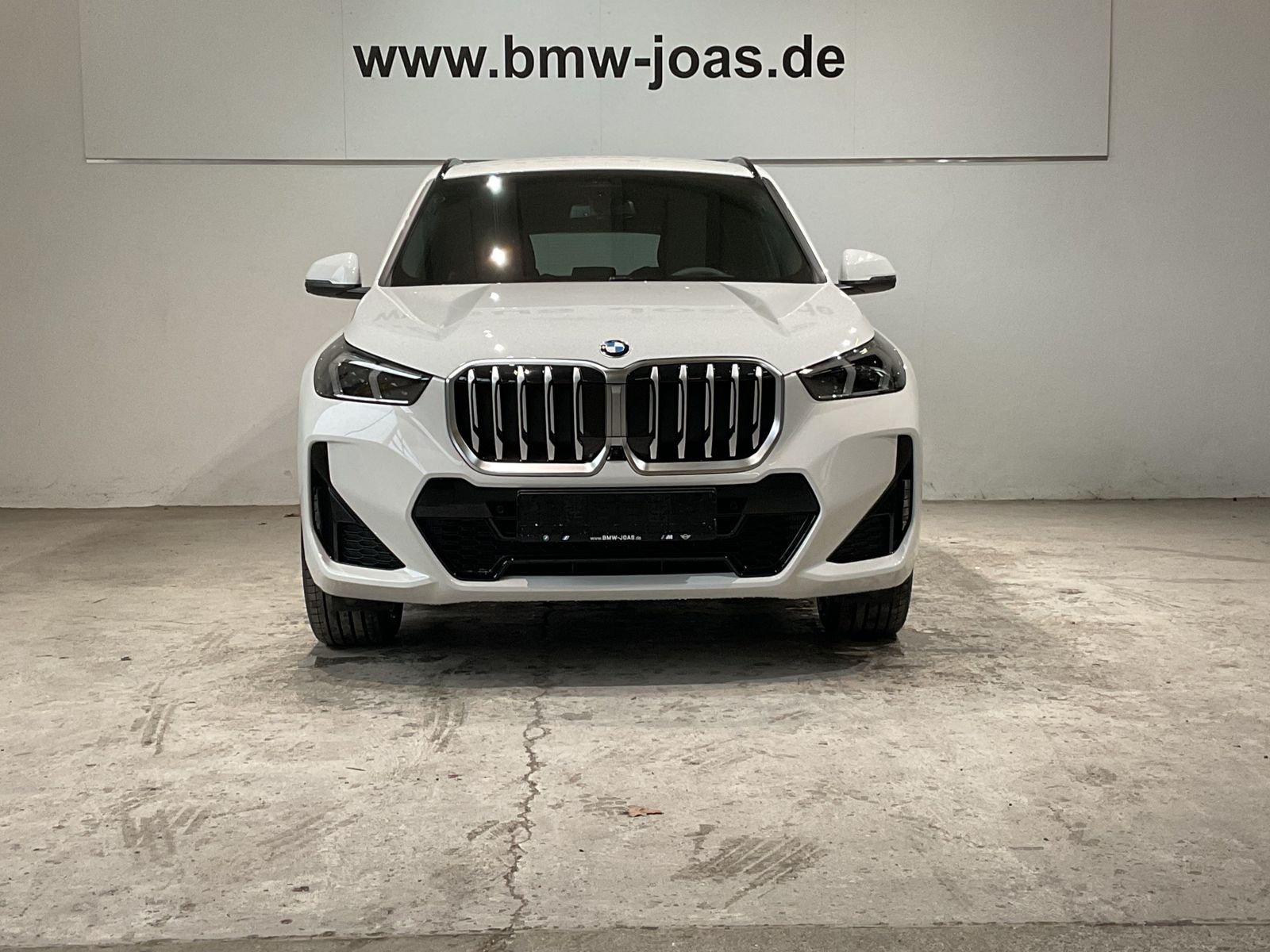 Fahrzeugabbildung BMW X1 sDrive20i 18" LMR, AHK, Komfortzugang DAB