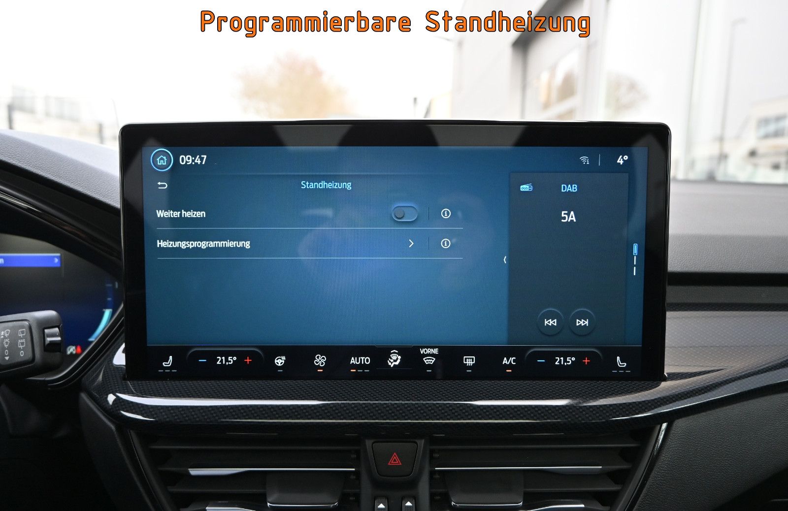 Fahrzeugabbildung Ford Focus 1.5D ST-Line X °ACC°B&O°HUD°PANO°STANDHEIZ