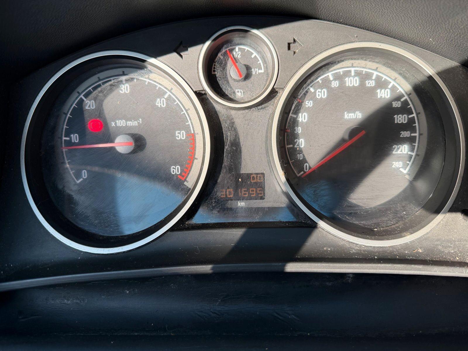 Opel Astra 2007 — photo 7