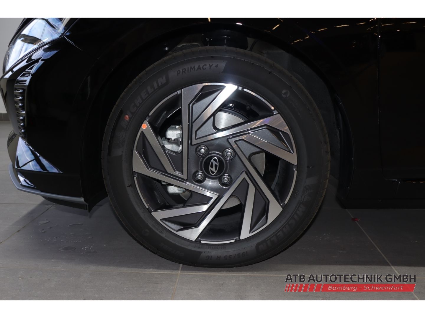 Fahrzeugabbildung Hyundai i20 Trend MY25 1.0 T-GDI 100 PS 7-DCT 2WD Lichtp