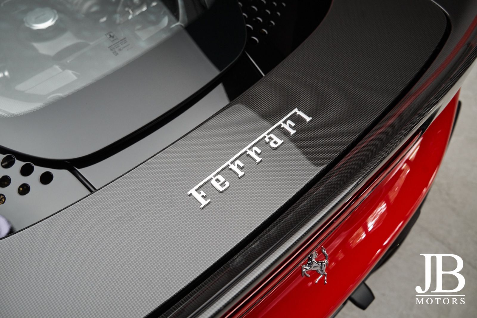 Fahrzeugabbildung Ferrari SF90 Stradale Full Carbon Lift Racing Seats JBL