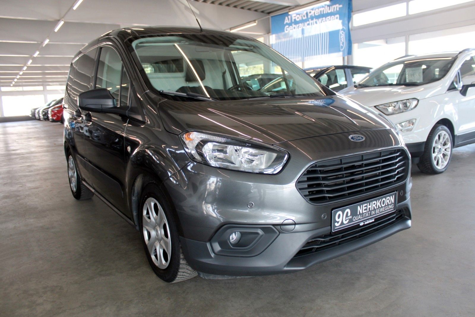 Fahrzeugabbildung Ford Transit Courier TDCI TREND KLIMA AHK WinterPaket