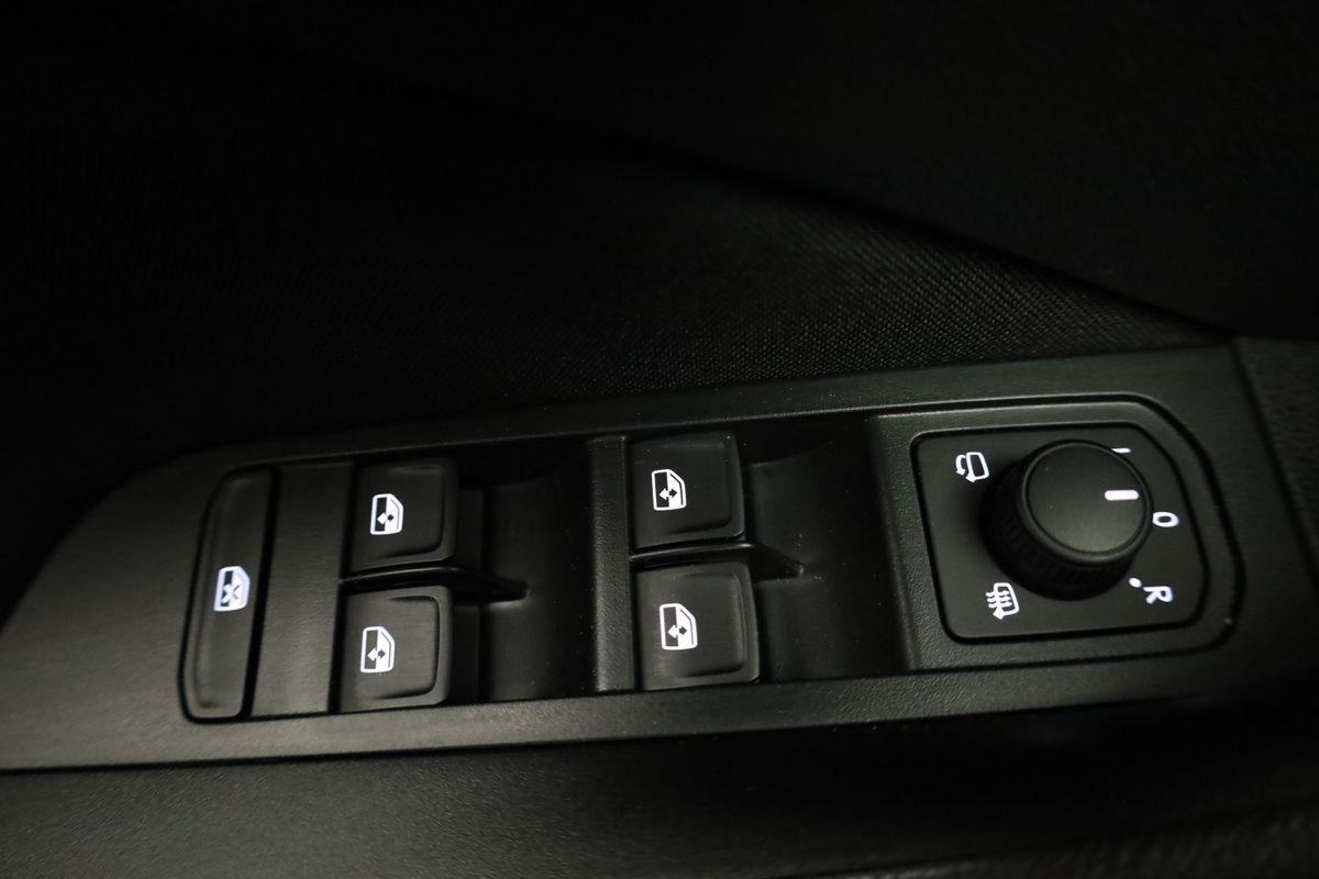 Skoda Kamiq 1.0 TSI DSG Selection, AHK, Matrix, Kamera, миниатюра 9