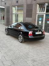 Volkswagen Vw passat 2005 1.9  TDI T U W  neu - Volkswagen Passat aus 2005 mit Diesel-Antrieb