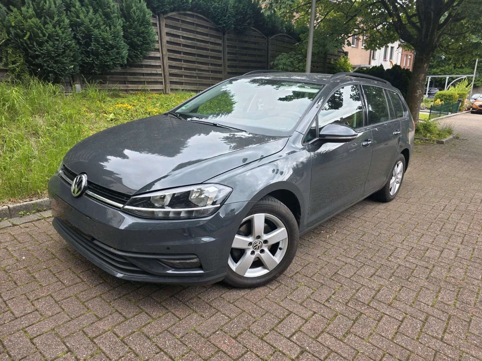 VW Volkswagen Golf 7  neu TÜV