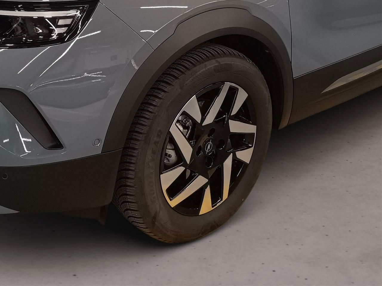 Fahrzeugabbildung Opel Mokka 1.2 Edition Kamera,LED,Navi,PDC,SHZ,ACC