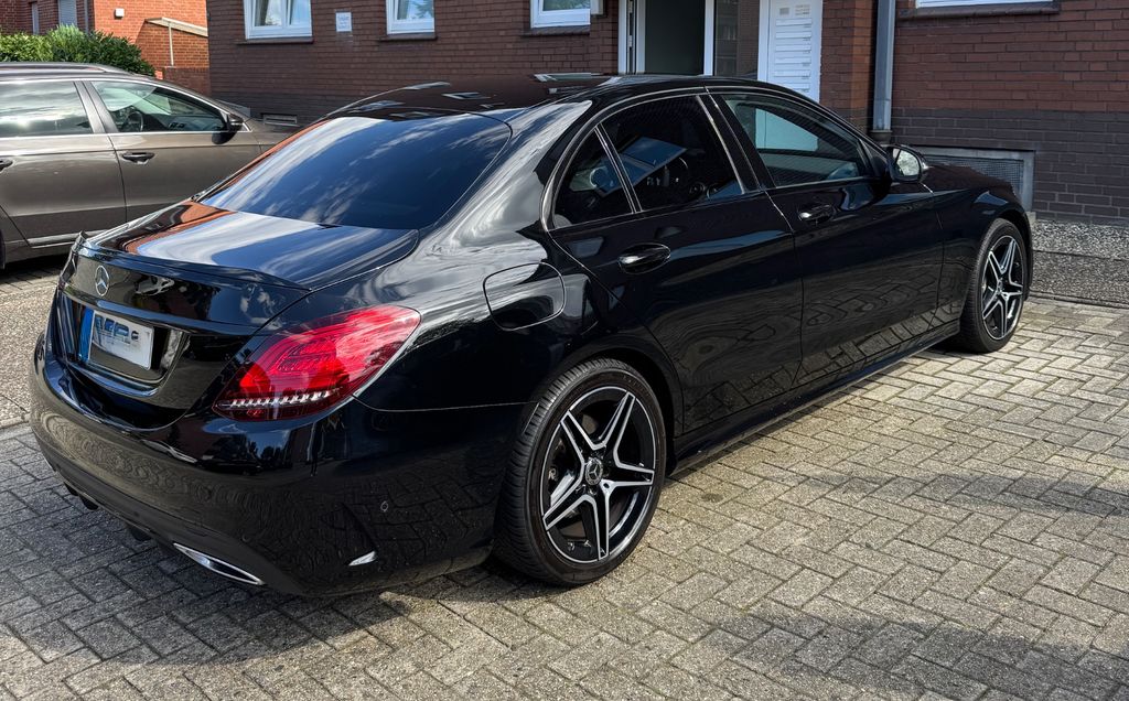 Image of Mercedes-Benz C 220