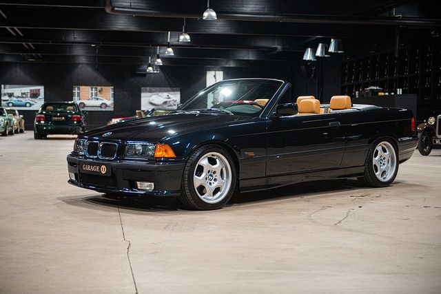 BMW 328i