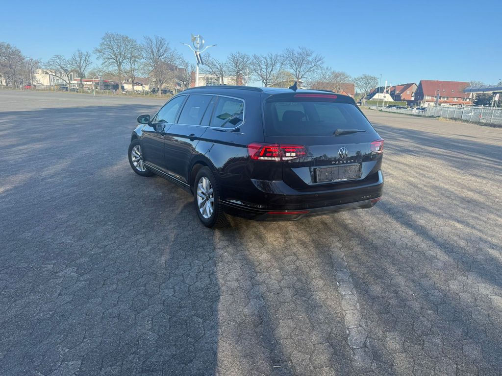 Image of Volkswagen Passat Variant