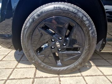 Hyundai KONA 65 kWh Trend (204PS) el. Heckklappe